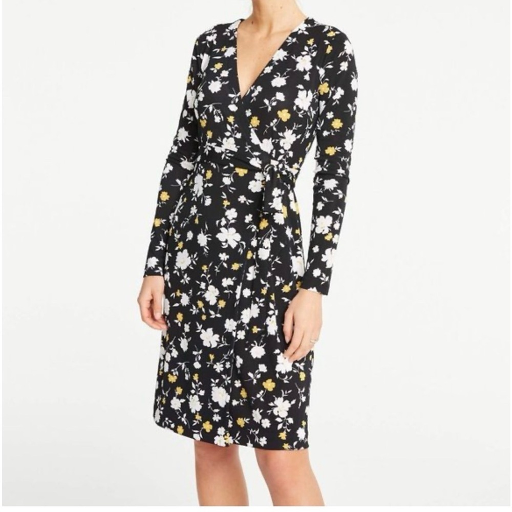 NWT Ann Taylor Floral Wrap Dress – Black – Size 8 - Picture 2 of 9